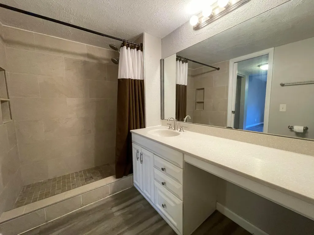 2967 Riverside Drive Coral Springs FL 33065
