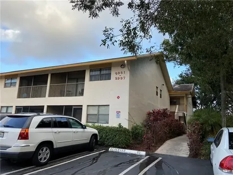 2967 Riverside Drive Coral Springs FL 33065