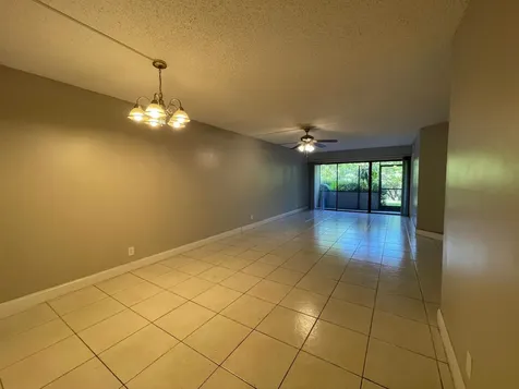 2967 Riverside Drive Coral Springs FL 33065