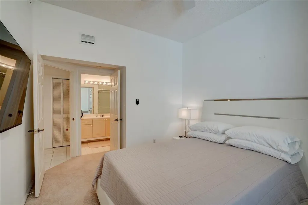 10256 Andover Coach Circle Wellington FL 33449