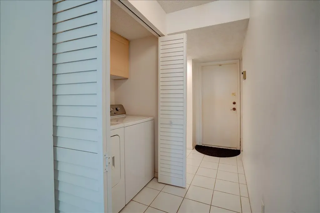10256 Andover Coach Circle Wellington FL 33449