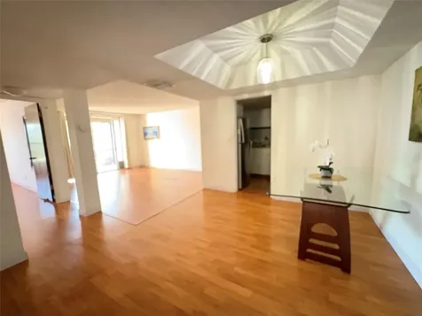 3670 Inverrary Drive Lauderhill FL 33319
