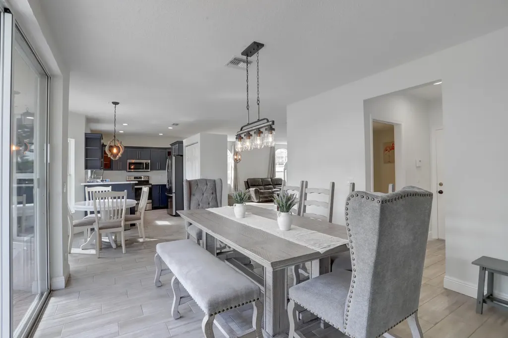 4018 Bluff Harbor Way Wellington FL 33449