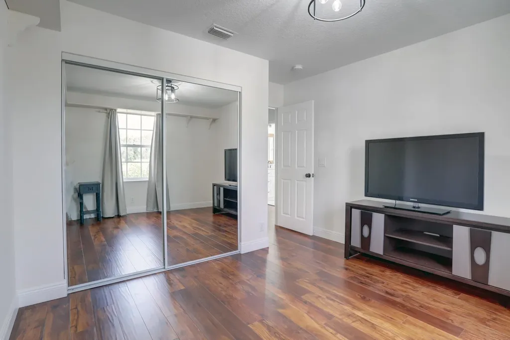 4018 Bluff Harbor Way Wellington FL 33449