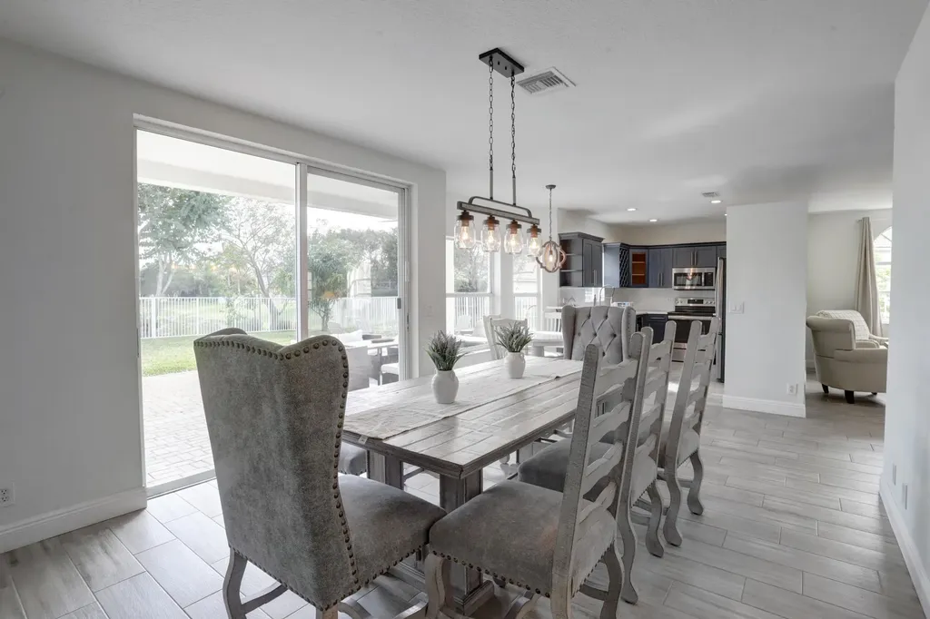 4018 Bluff Harbor Way Wellington FL 33449