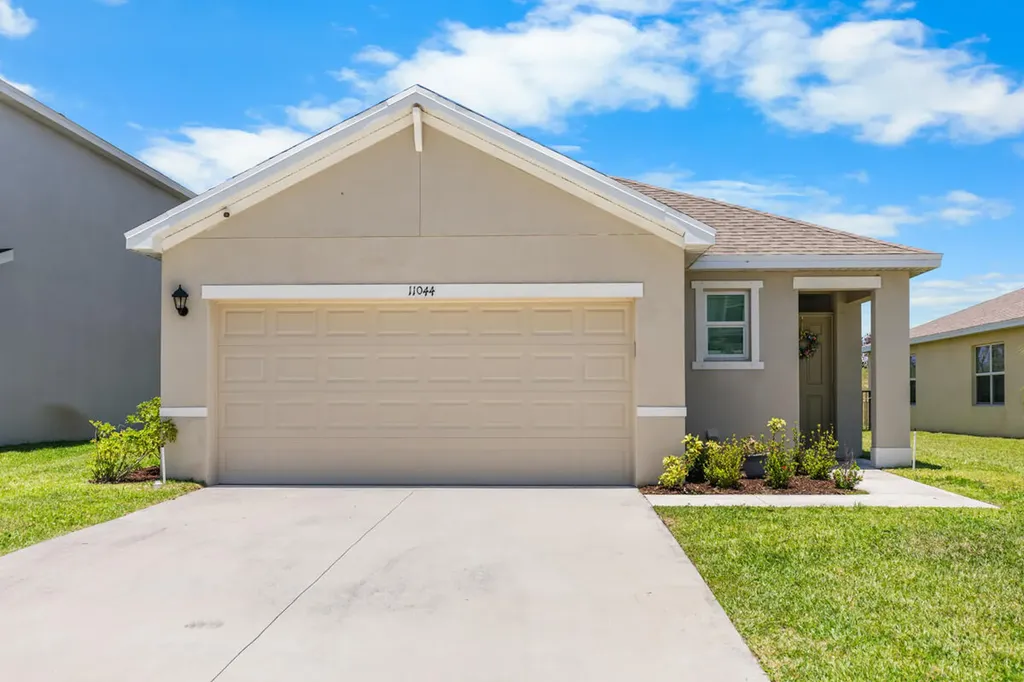 11044 SW Vasari Way Port St Lucie FL 34987