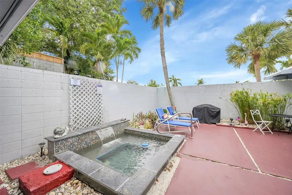234 Pine Avenue Lauderdale By The Sea FL 33308