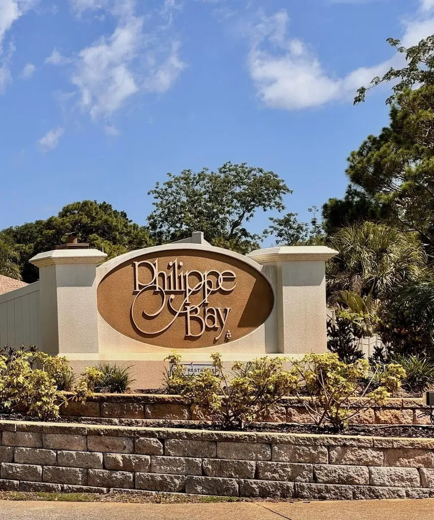 1914 Bayshore Court Safety Harbor FL 34695