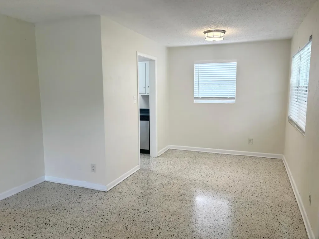 218 Seville Road West Palm Beach FL 33405