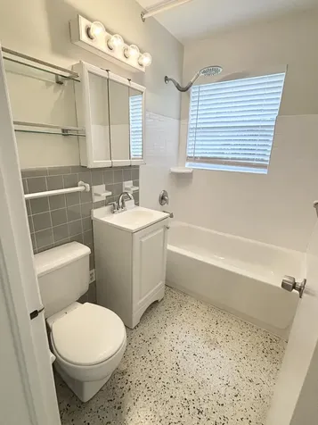 218 Seville Road West Palm Beach FL 33405