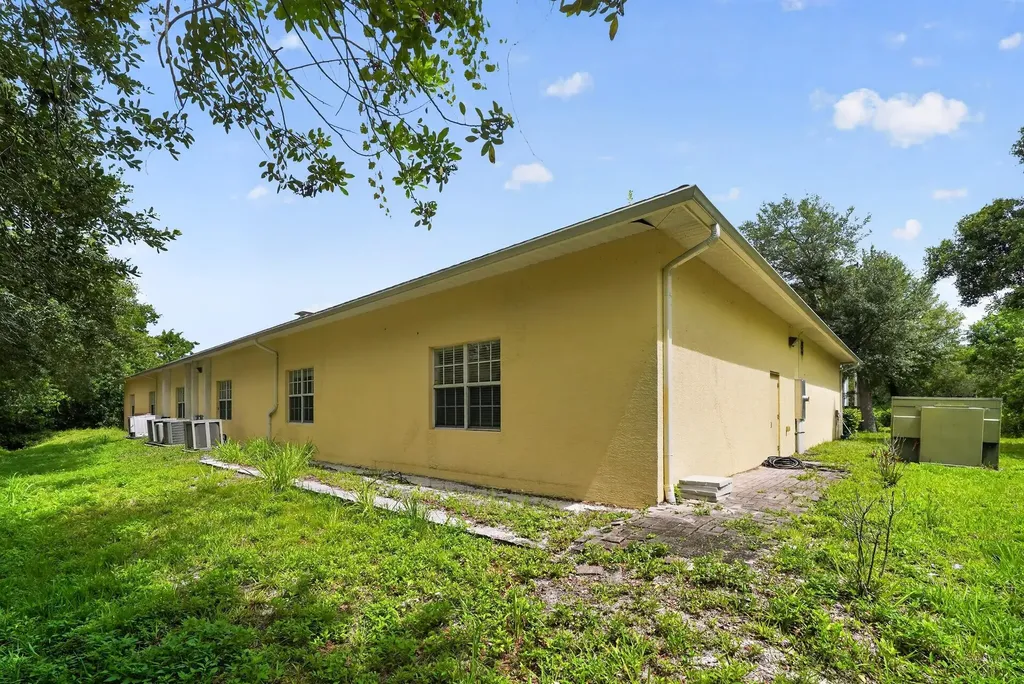 3651 Virginia Avenue Fort Pierce FL