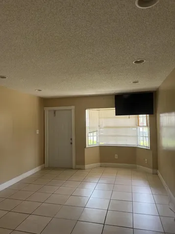 507 S 10th Street Fort Pierce FL 34950