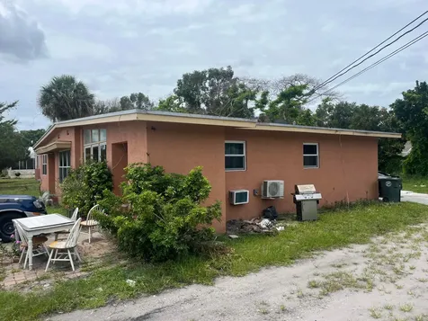 301 Preston Court Fort Pierce FL 34950