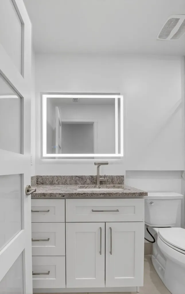 6049 Vía Diana Delray Beach FL 33484