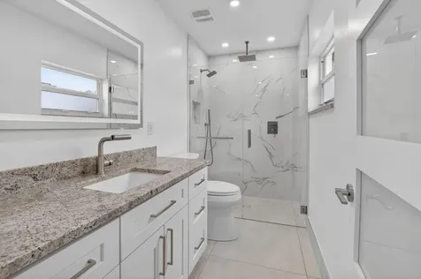 6049 Vía Diana Delray Beach FL 33484