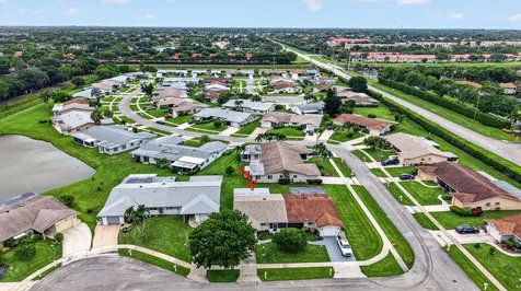 6049 Vía Diana Delray Beach FL 33484