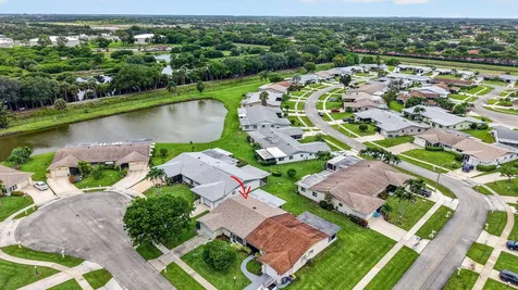 6049 Vía Diana Delray Beach FL 33484