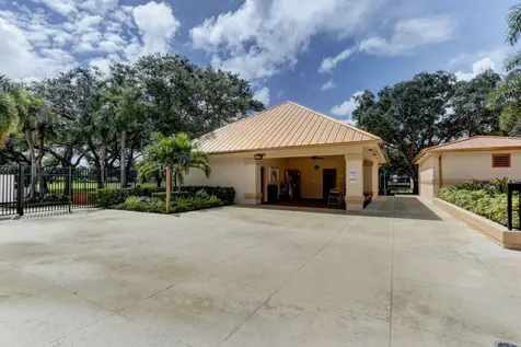 183 Charter Way West Palm Beach FL 33407