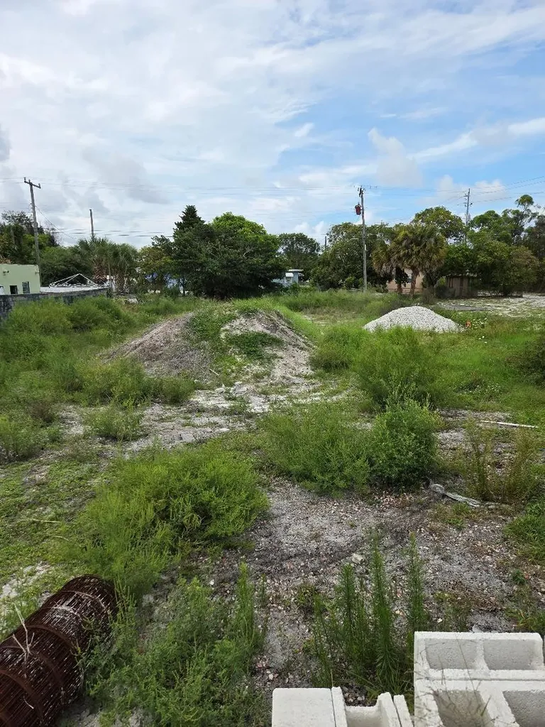 1114 W 28th Street Riviera Beach FL 33404