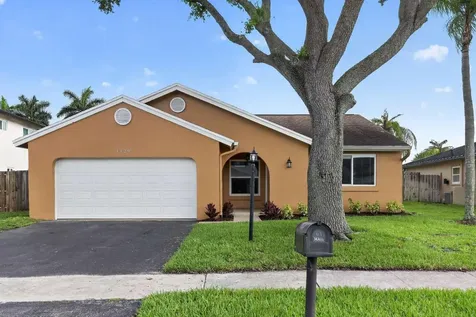 1329 SW 151st Way Sunrise FL 33326