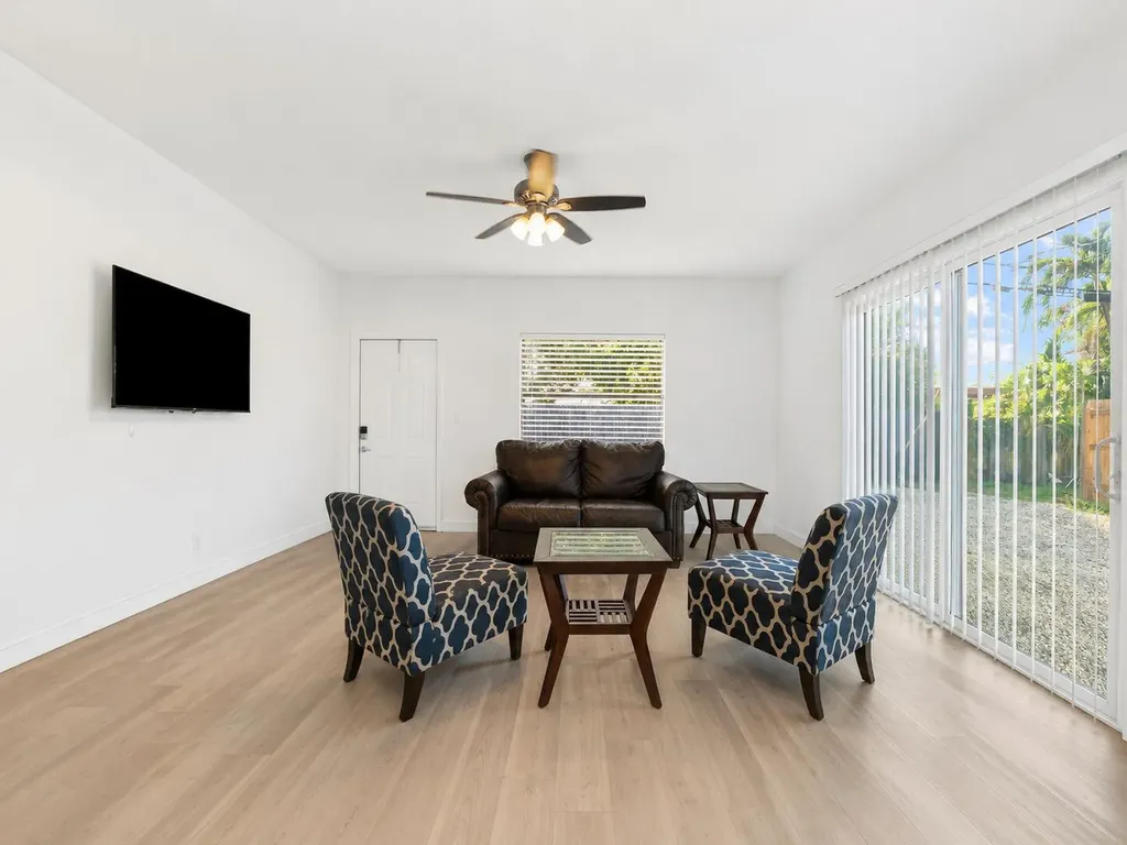 321 SW 14th Street Fort Lauderdale FL 33315