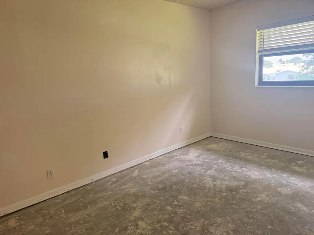 2021 W Woolbright Road Boynton Beach FL 33426