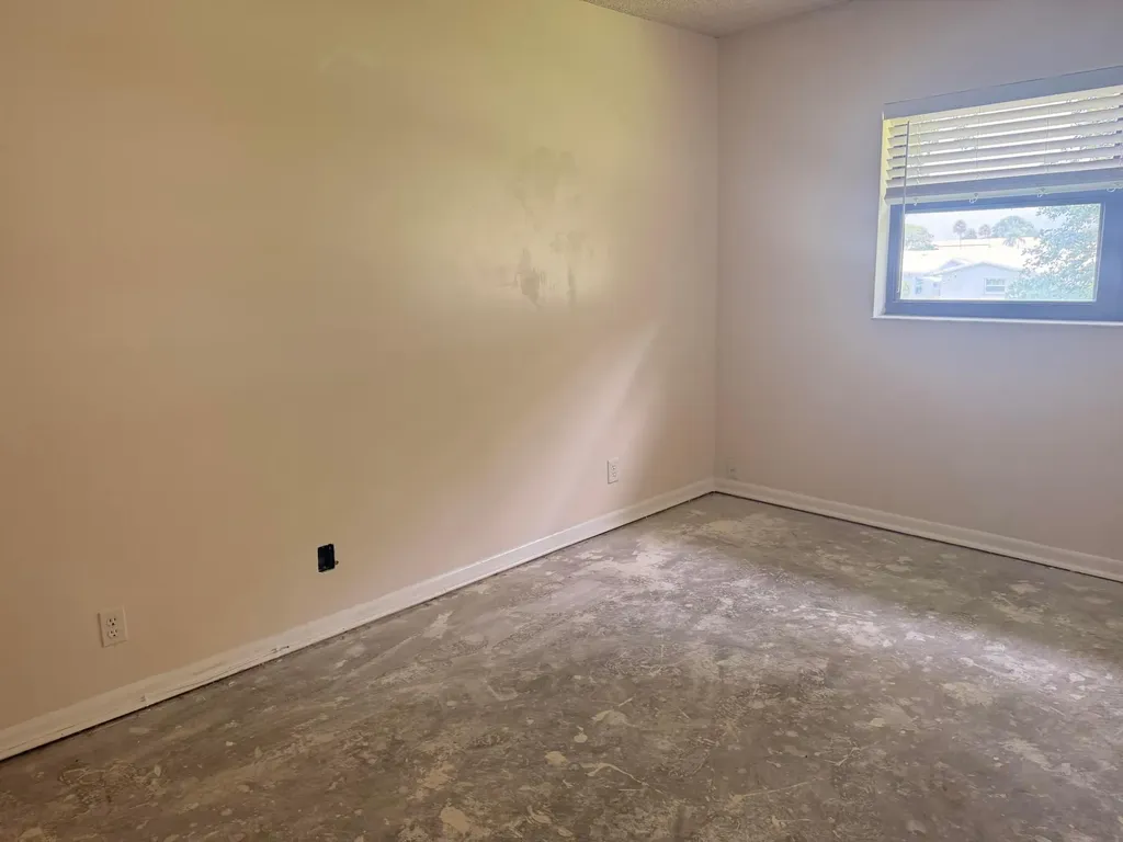 2021 W Woolbright Road Boynton Beach FL 33426