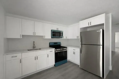 2807 Reo Lane Palm Springs FL 33461
