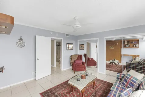 3000 Holiday Drive Fort Lauderdale FL 33316