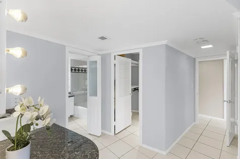 3000 Holiday Drive Fort Lauderdale FL 33316