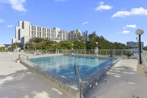3000 Holiday Drive Fort Lauderdale FL 33316
