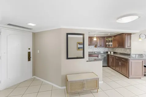 3000 Holiday Drive Fort Lauderdale FL 33316