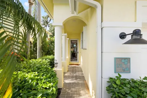 131 Barefoot Cove Hypoluxo FL 33462