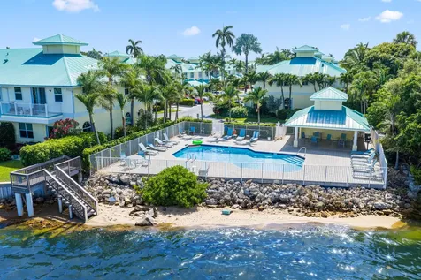 131 Barefoot Cove Hypoluxo FL 33462