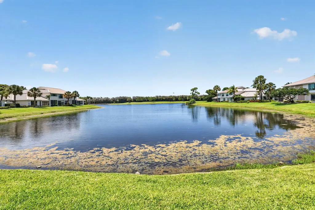 5632 SE Foxcross Place Stuart FL 34997