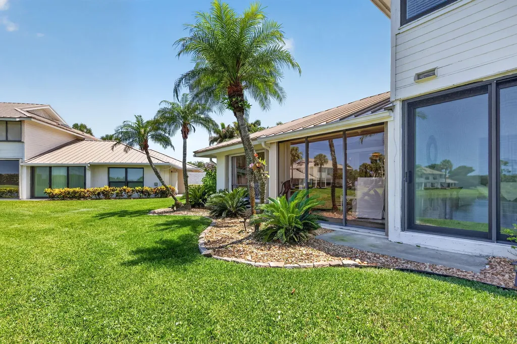 5632 SE Foxcross Place Stuart FL 34997