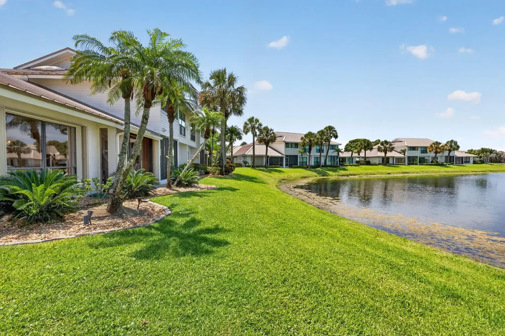 5632 SE Foxcross Place Stuart FL 34997