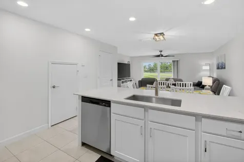 6762 Broadwater Lane Lake Worth FL 33467