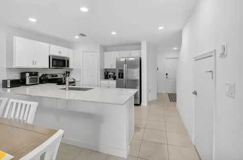 6762 Broadwater Lane Lake Worth FL 33467