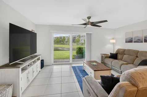 6762 Broadwater Lane Lake Worth FL 33467