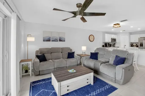 6762 Broadwater Lane Lake Worth FL 33467