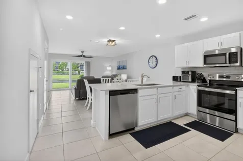 6762 Broadwater Lane Lake Worth FL 33467