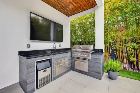 1644 NE 4th Court Fort Lauderdale FL 33301
