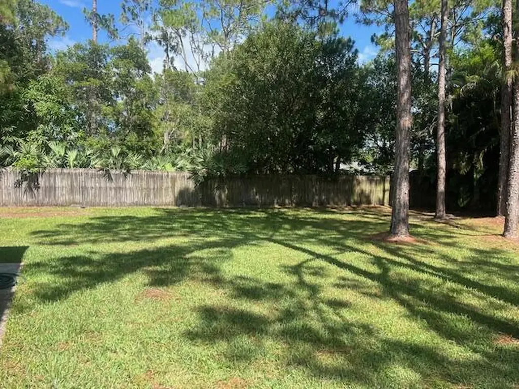 16824 N 130th Avenue Avenue N Jupiter FL 33478