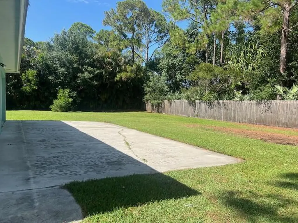 16824 N 130th Avenue Avenue N Jupiter FL 33478