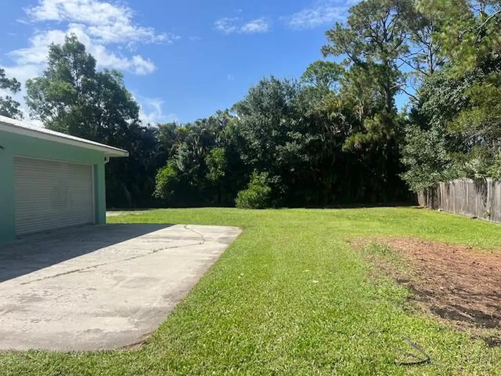 16824 N 130th Avenue Avenue N Jupiter FL 33478