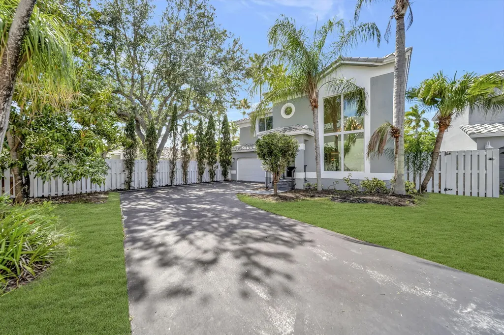 5631 NW 43rd Way Coconut Creek FL 33073