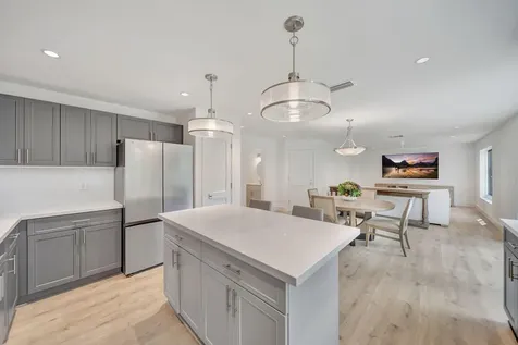 5631 NW 43rd Way Coconut Creek FL 33073