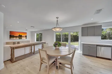 5631 NW 43rd Way Coconut Creek FL 33073