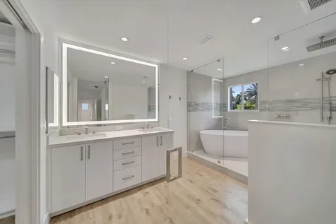 5631 NW 43rd Way Coconut Creek FL 33073